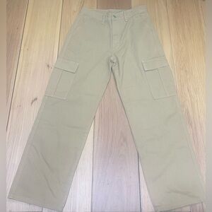 Shein Cargo Pants Flap Pockets Jeans Style Women’s Size 6 Khaki